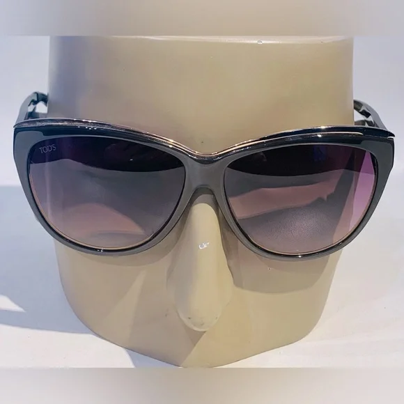 New Women’s Tod’s Sunglasses - Picture 2 of 8